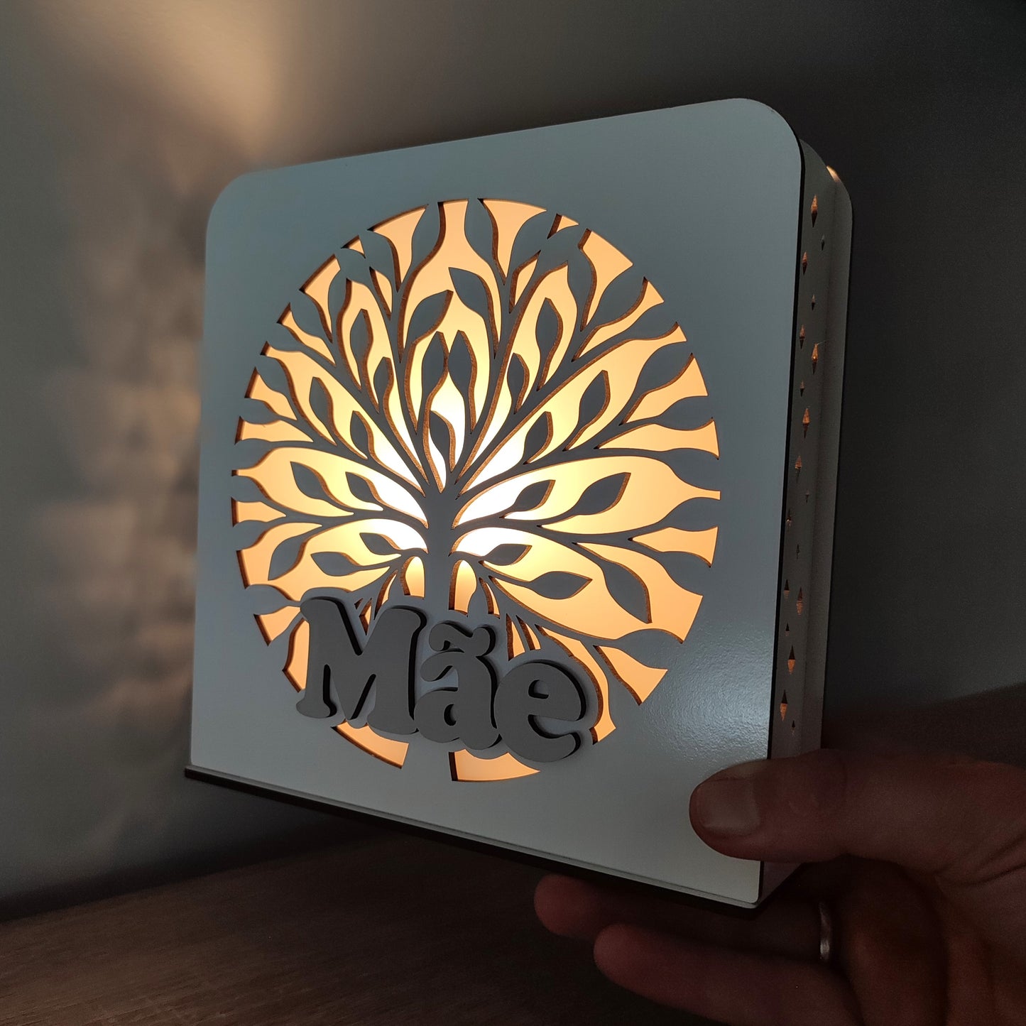 Luz de Presença - Árvore da Mãe