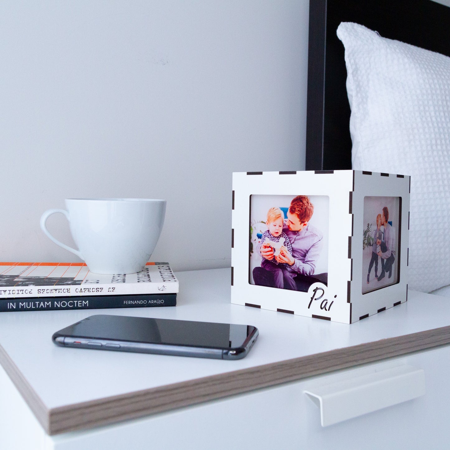 Luz de presença personalizada - Cubo com fotografias