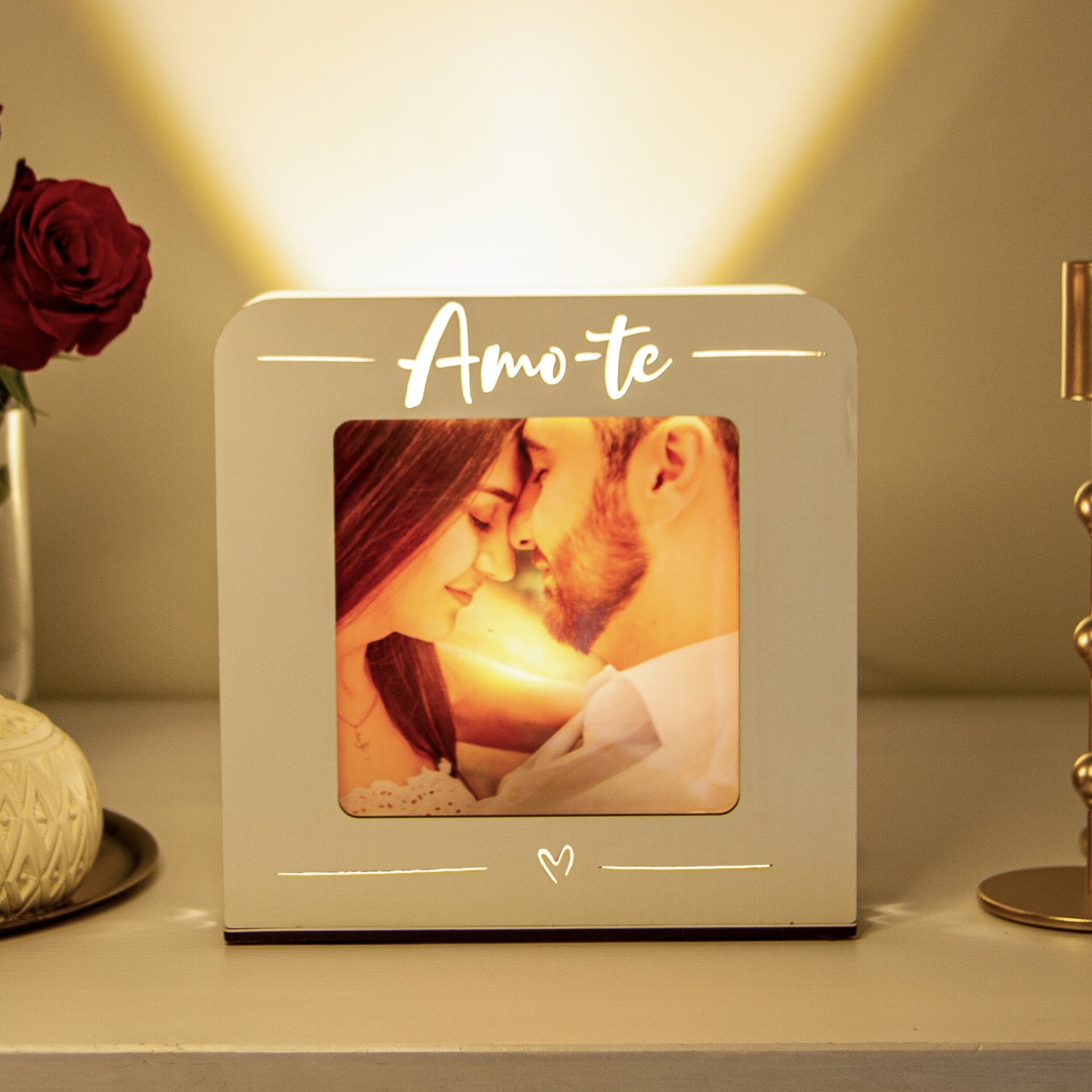 Luz de Presença Personalizada - Fotografia iluminada