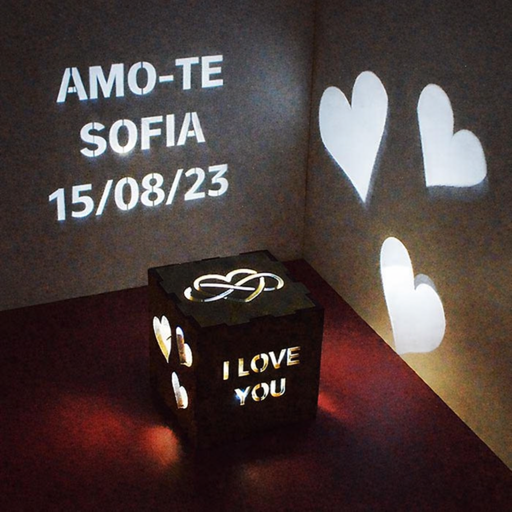 Mensagem personalizada projetada I Love You